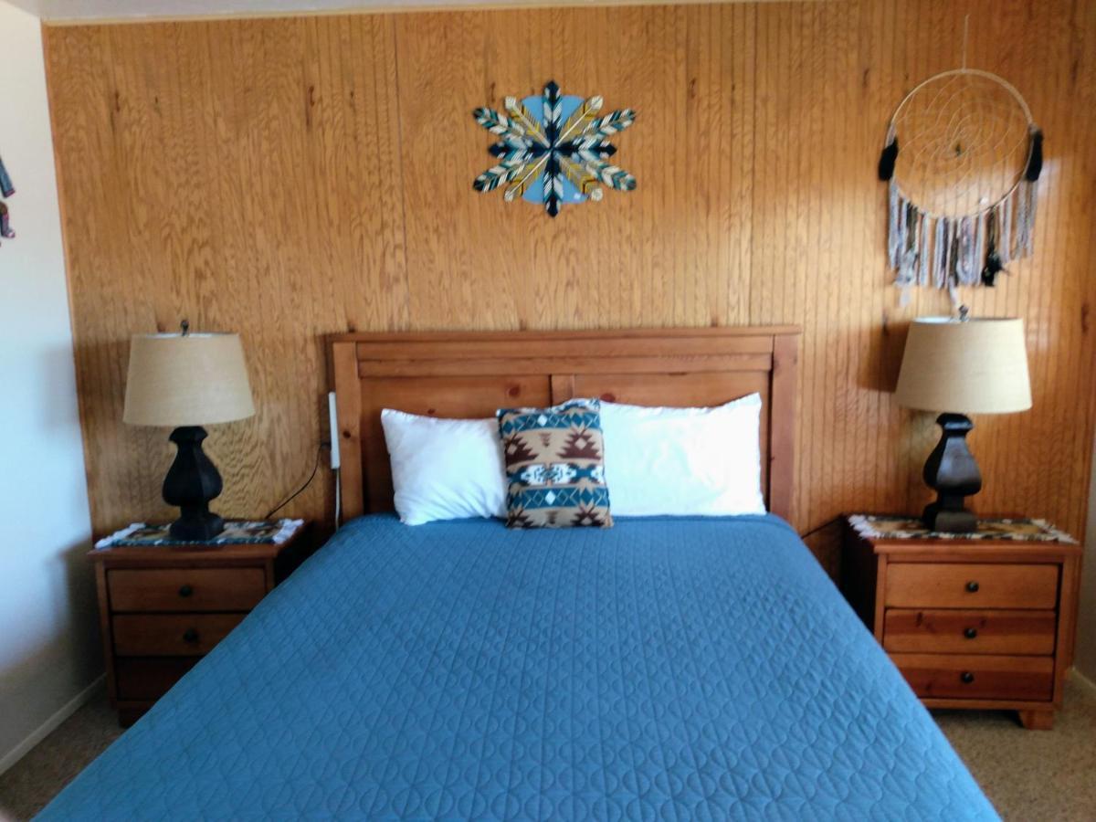 Mokee Motel Bluff Exterior photo